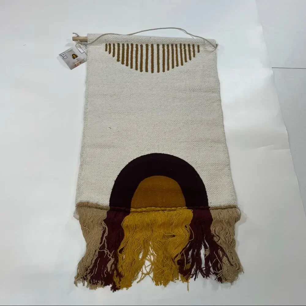 CONCEPTS IN TIME Waterfall Fringe Woven Tapestry In Multiple Colors